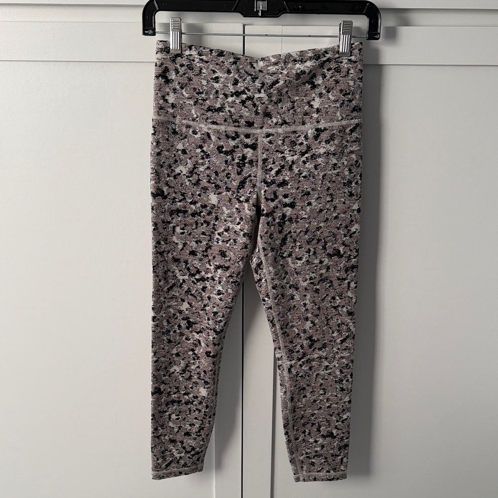 Athleta Elation Textured 7/8 Tights | Meadow Decadent Chocolate | Size Small - Picture 3 of 12